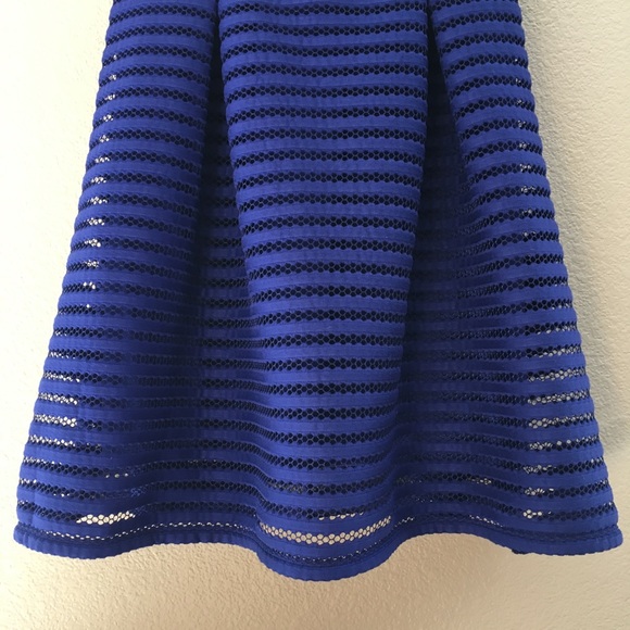 NWT! Blue Stripe Patterned Dress - Picture 3 of 7